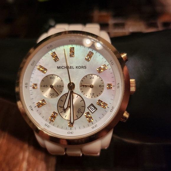 Michael Kors watch - Picture 1 of 5